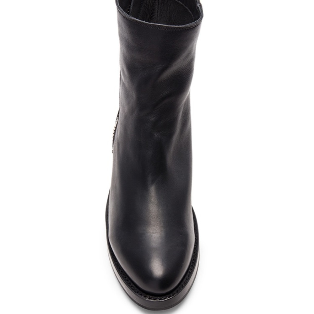 Frye Demi Zip Black Leather Chelsea Ankle Bootie - Picture 10 of 11